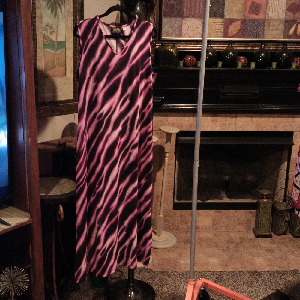 FINAL PRICE NWT Bob Mackie Artistic Fushia and Black Maxi Dress Size Large - Picture 3 of 9